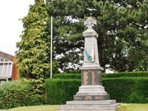 Guerres, decorations et memoire communale